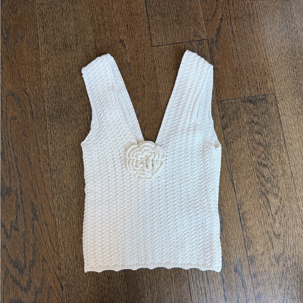 Massimo Dutti Cream Textured Tank Top with Floral Detail